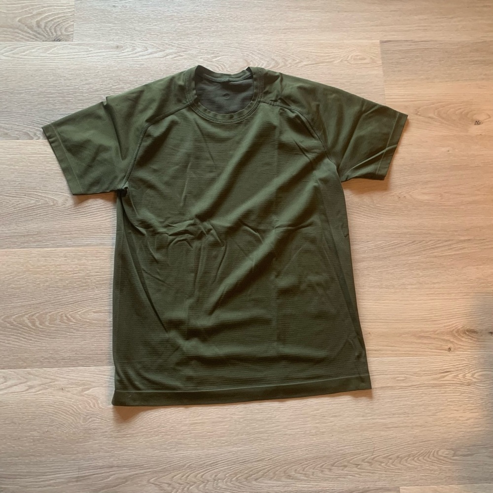 lululemon athletica Metal Vent Tech Short-Sleeve Shirt